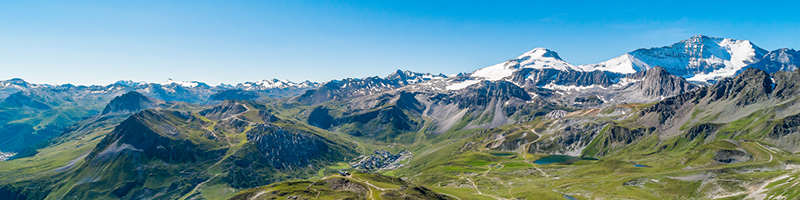 Vue sur Tignes, le Glacier de la Grande Motte et la Grande Casse