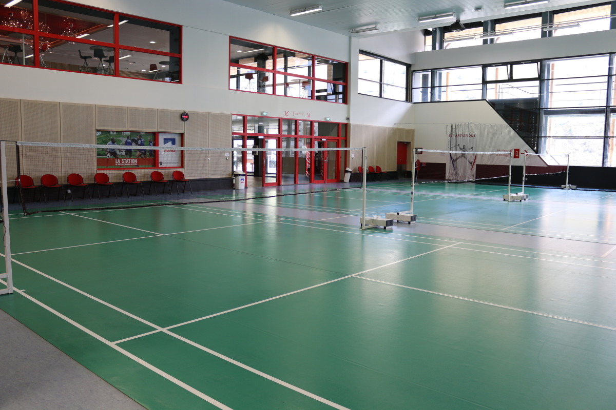 Terrains de badminton Tignespace