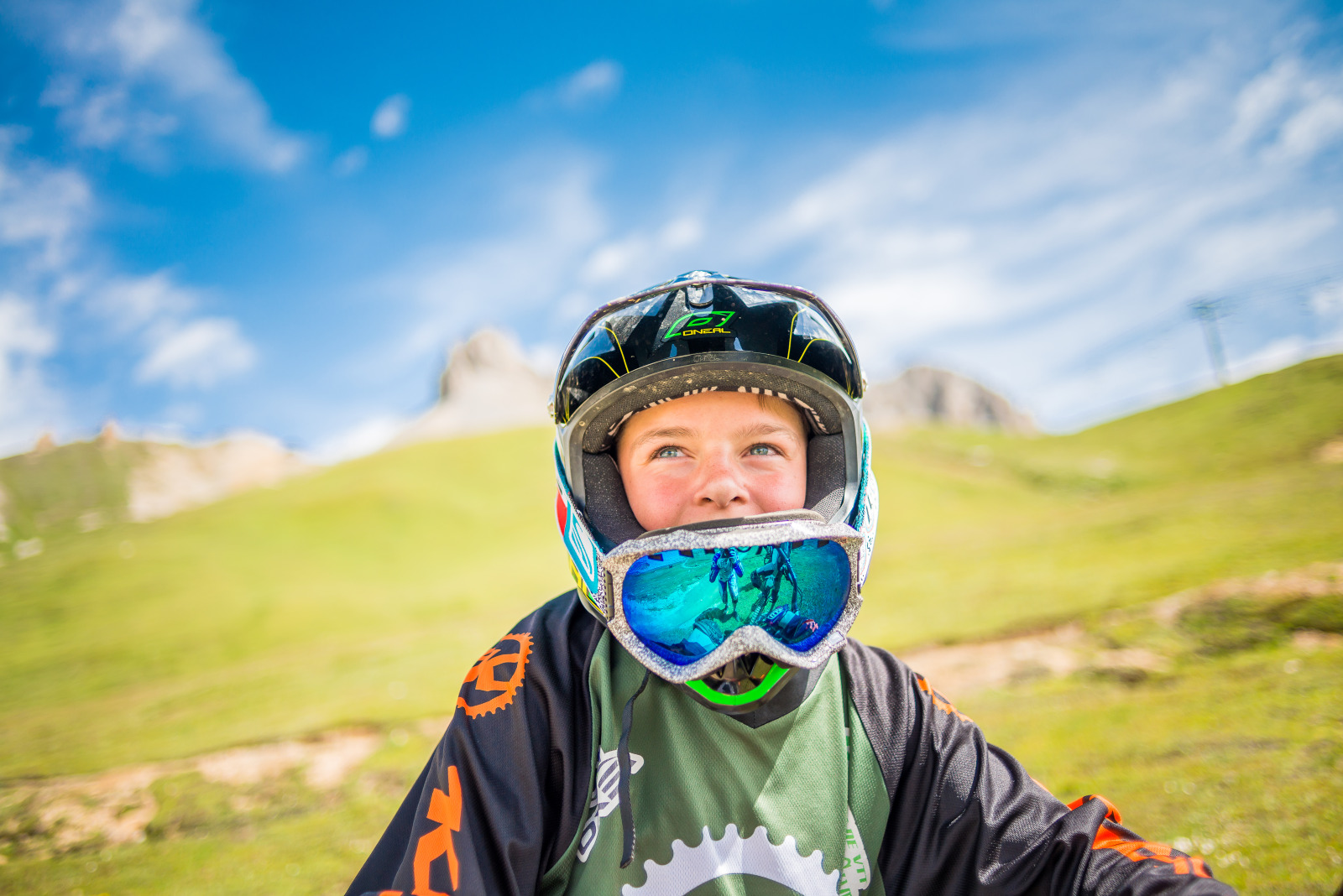 Enfant en VTT sur le Bike Park de Tignes