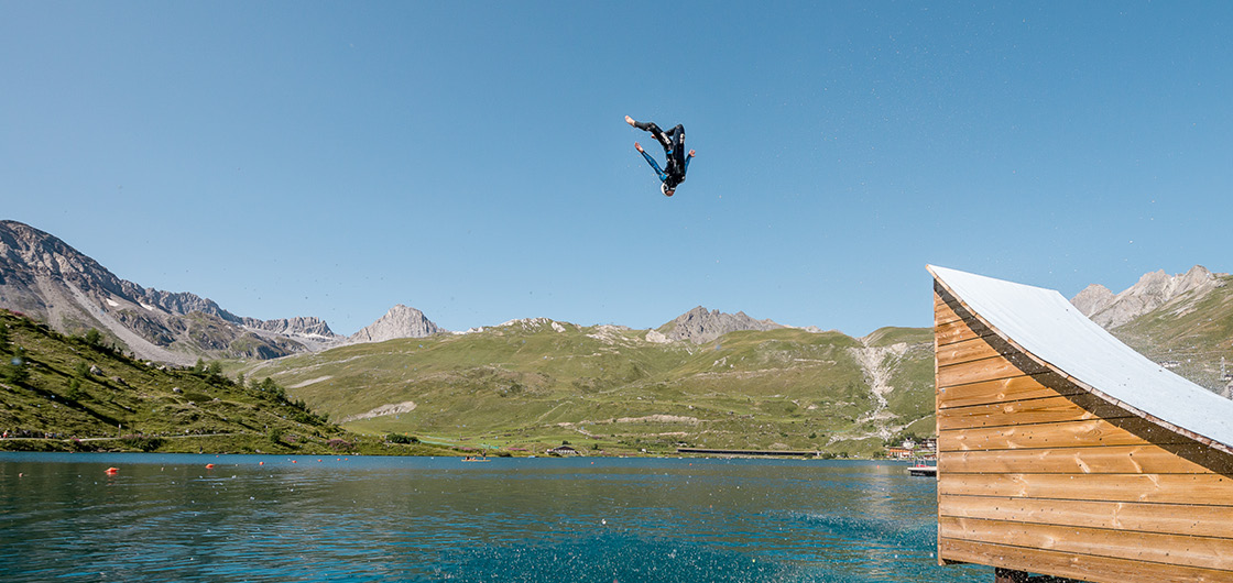 Acroland à Tignes pour un enterrement de vie de garçon