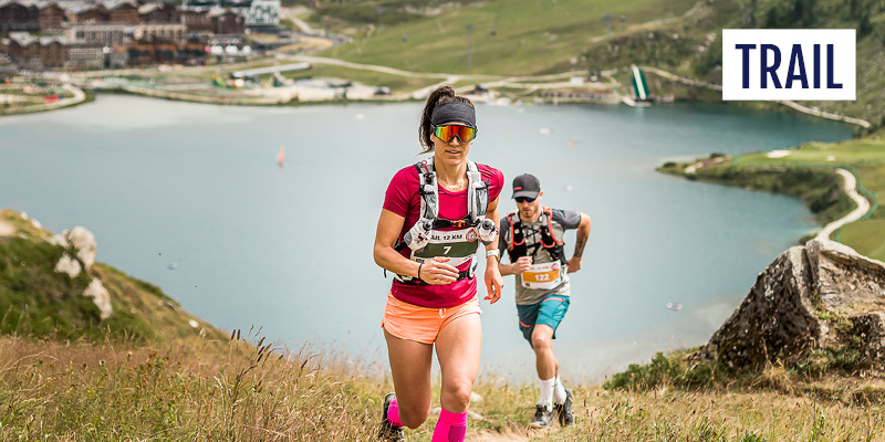 Coureur trail à Tignes en automne