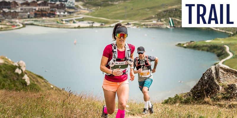 Coureur trail à Tignes en automne